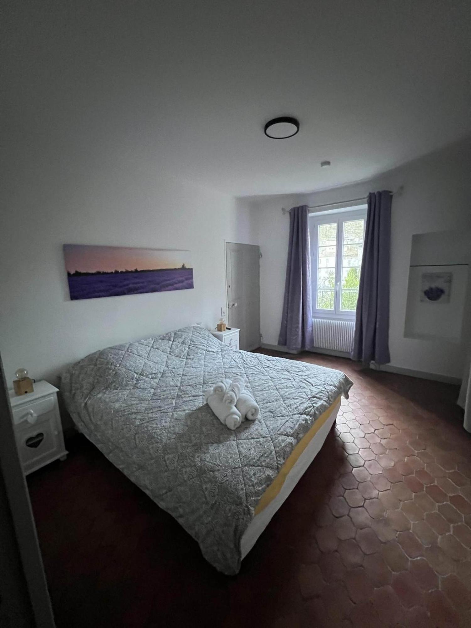 La Figuiere Fontaine De Vaucluse Bed & Breakfast Phòng bức ảnh